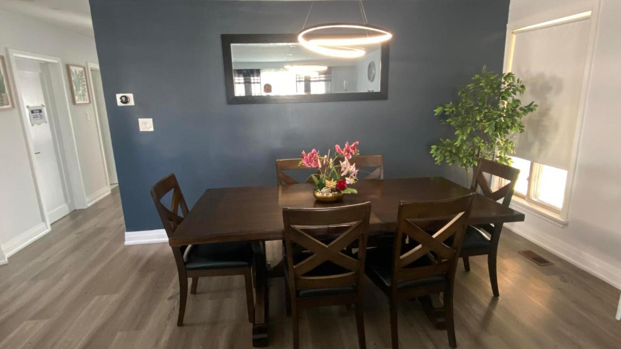 Spectacular 3 Bedroom 2 Wr House - Close To Airport Торонто Экстерьер фото