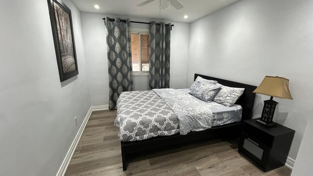 Spectacular 3 Bedroom 2 Wr House - Close To Airport Торонто Экстерьер фото